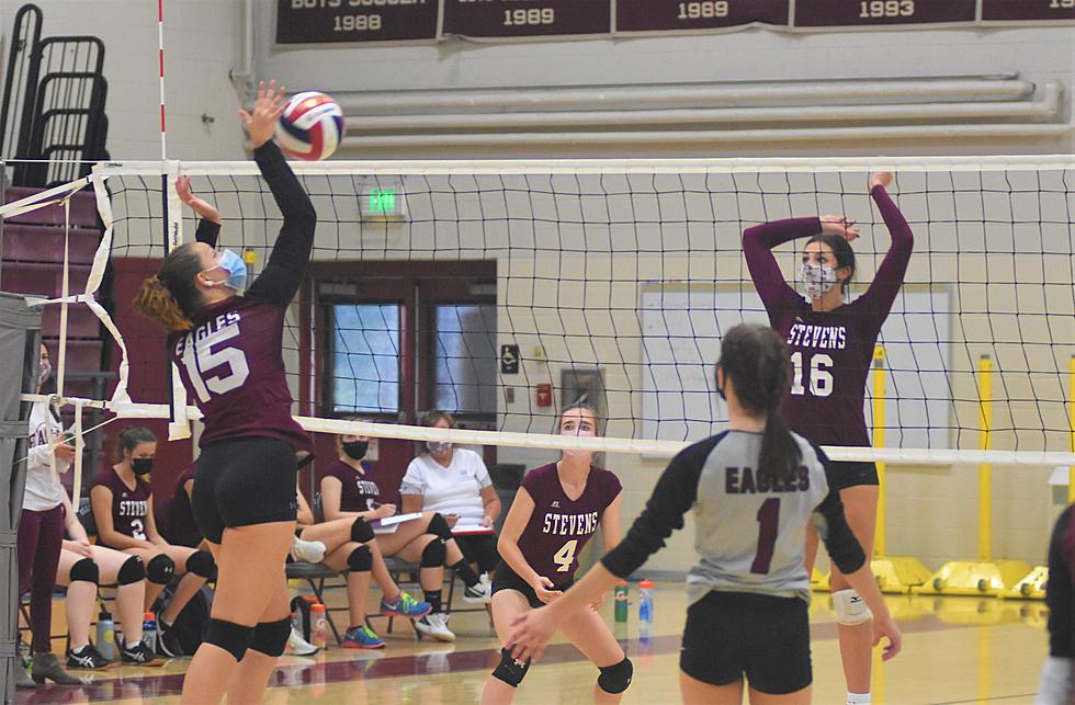 Ellsworth Volleyball Falls to GSA in Battle of Eagles on Tuesday