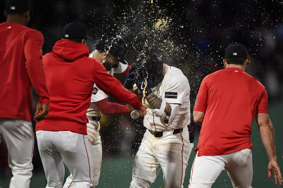 Red Sox Walk Off Cubs 5-4 Sunday Night [VIDEO]