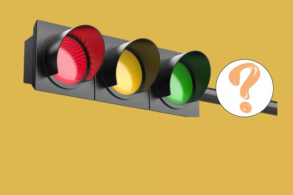 Why Would A Fourth Traffic Light Color Makes Sense In New York?