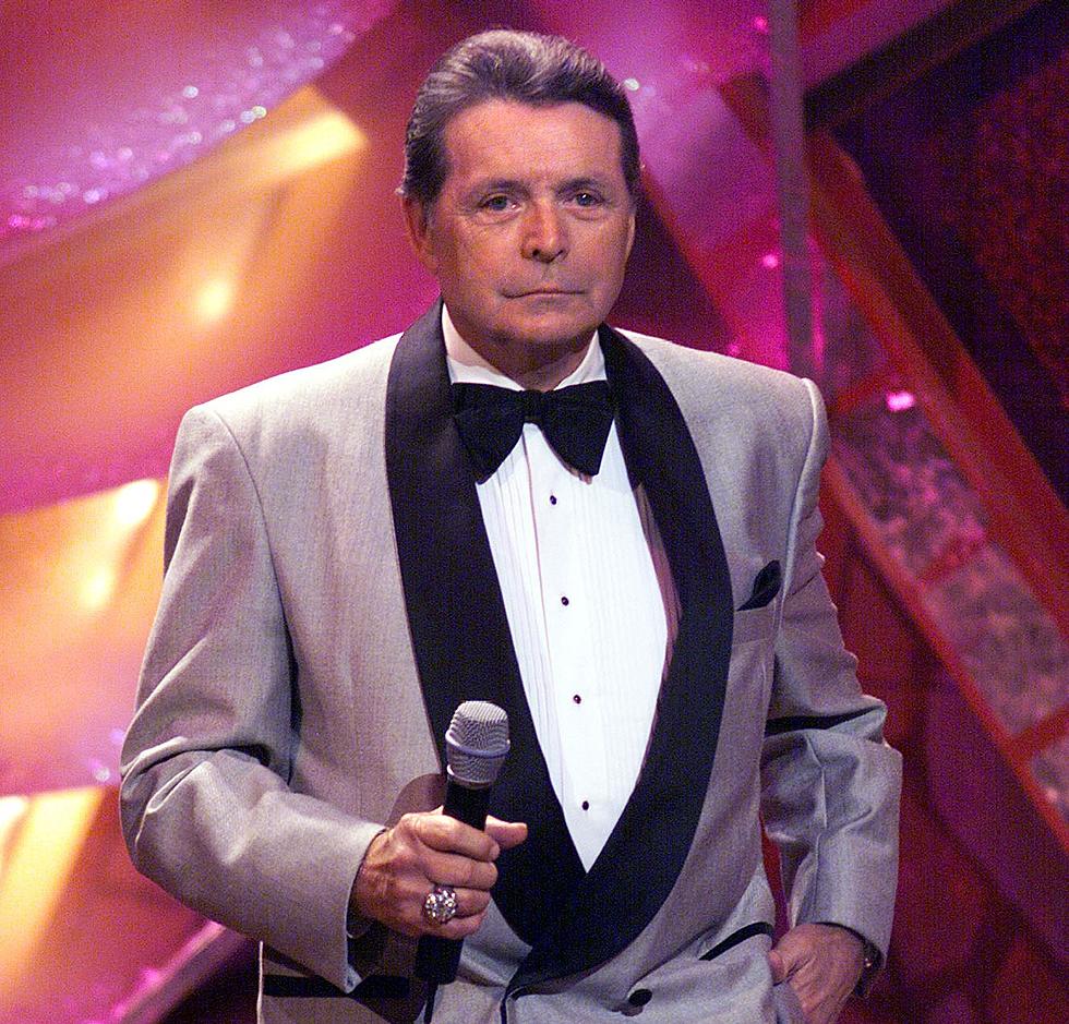 Retro Spotlight: An Interview With Mickey Gilley  [AUDIO]