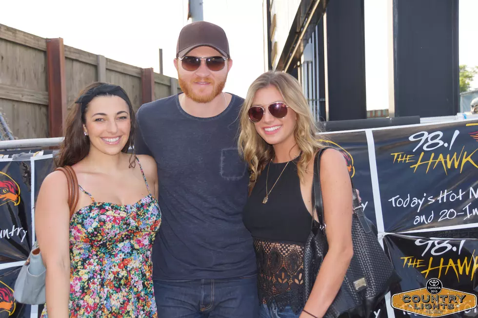 Fan Meet & Greet With Eric Paslay at Toyota Country Lights Festival 2015 [PHOTOS]