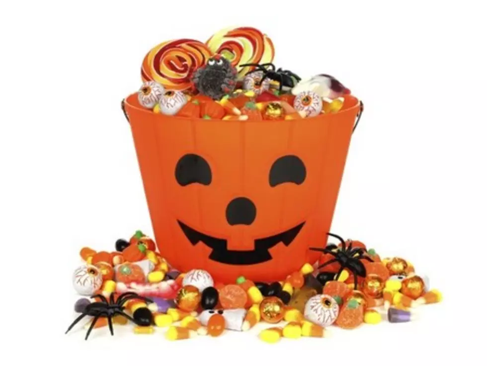 8 Things to Avoid Handing out on Halloween