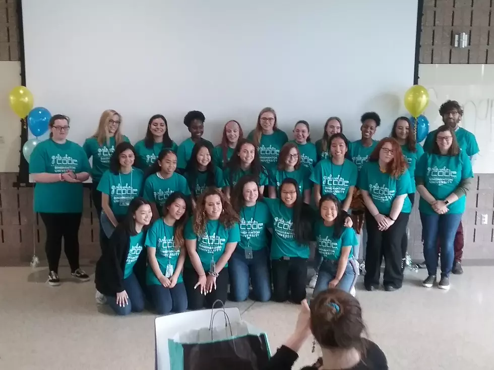 Friday Is the Final Day to Apply For the 'Girls Who Code' Classes