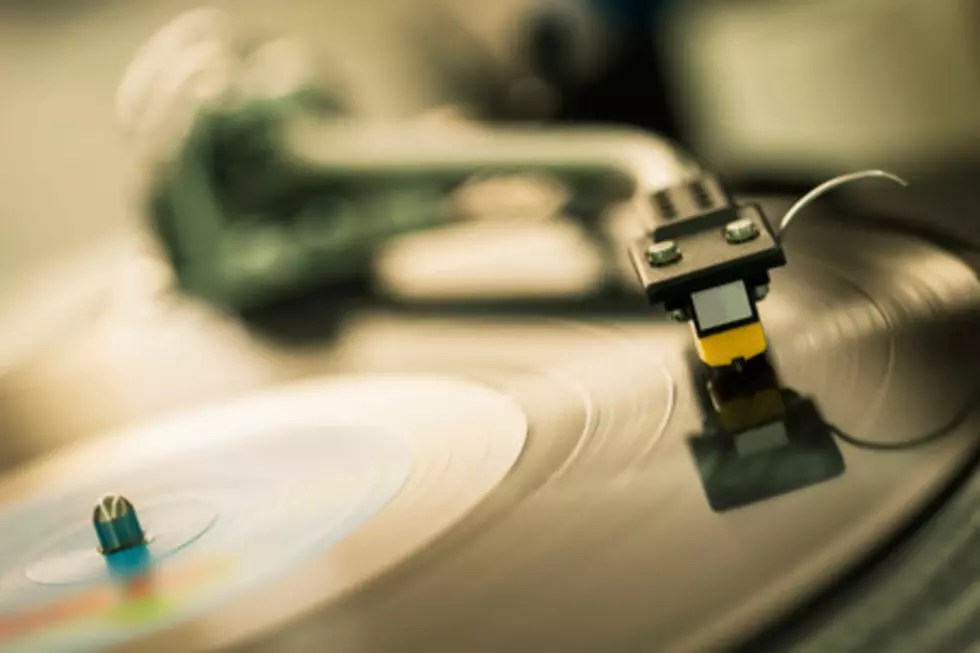 Vinyl Record Sales Soar, Outselling CDs for the First Time Since 1980s