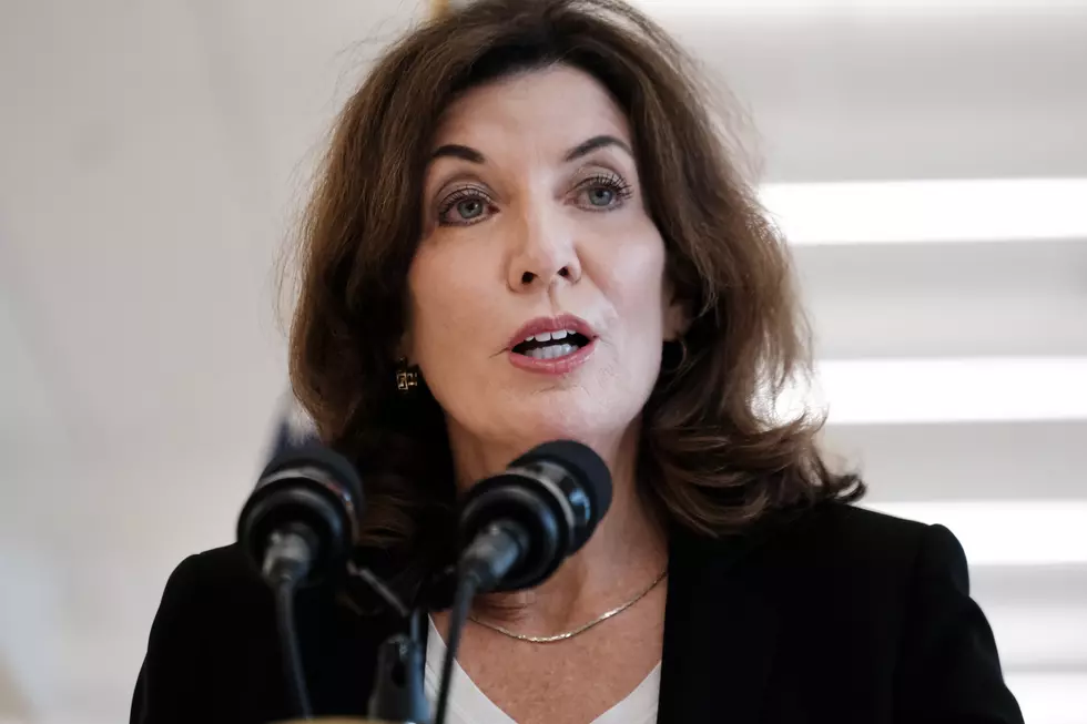Hochul: Rehiring Unvaccinated Healthcare Workers Not Right Answer