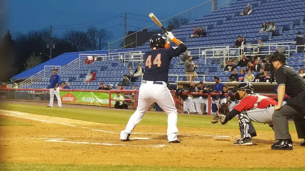 Thunder Takes Win Over B-Mets