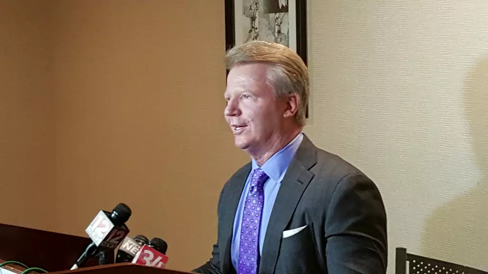 Phil Simms at Greater Binghamton Sports Hall of Fame