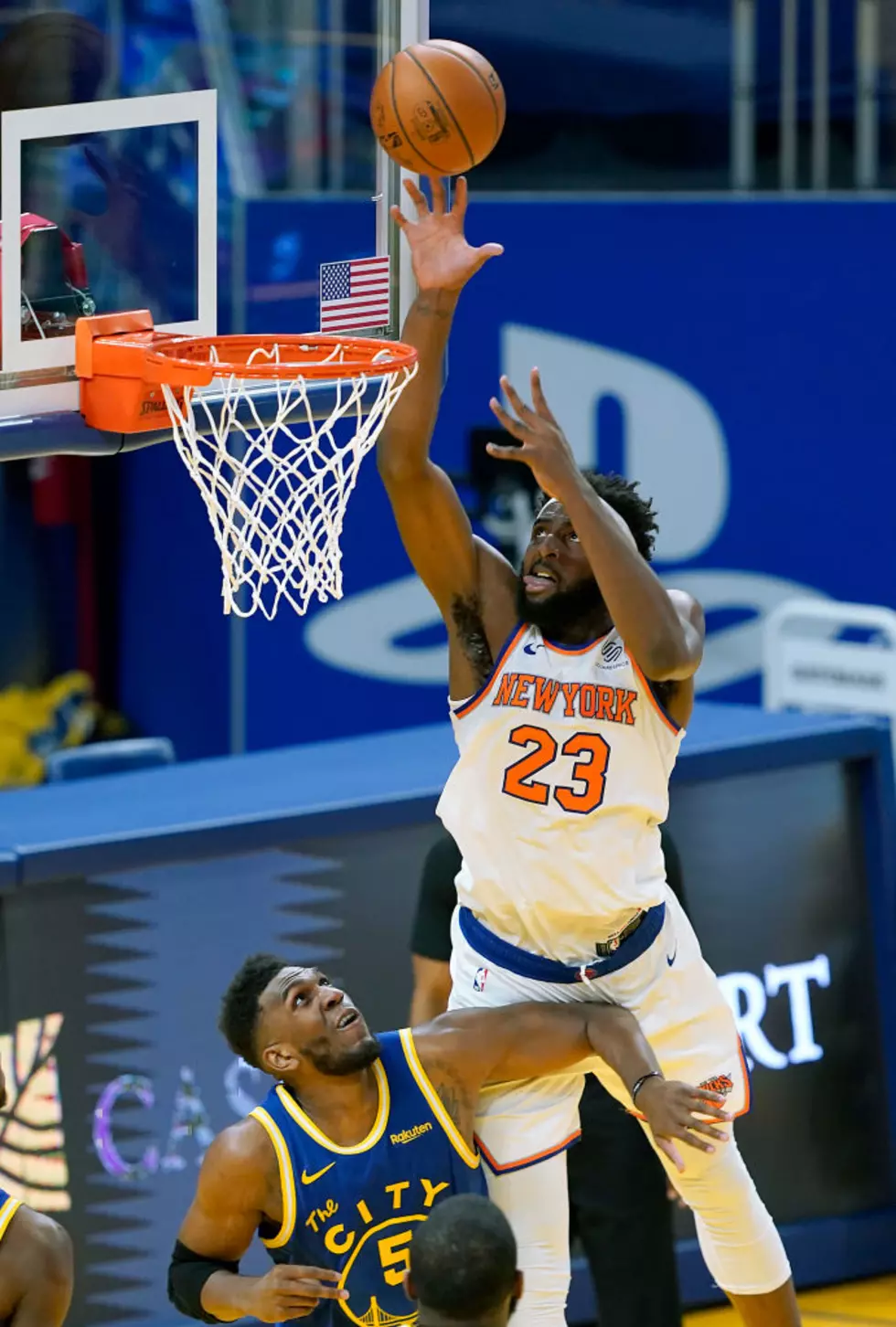 Knicks Take Down Warriors in West Coast Swing