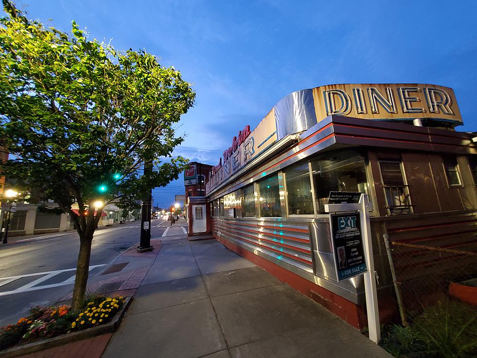 FOR SALE: Johnson City's Iconic Red Robin Diner on the Market