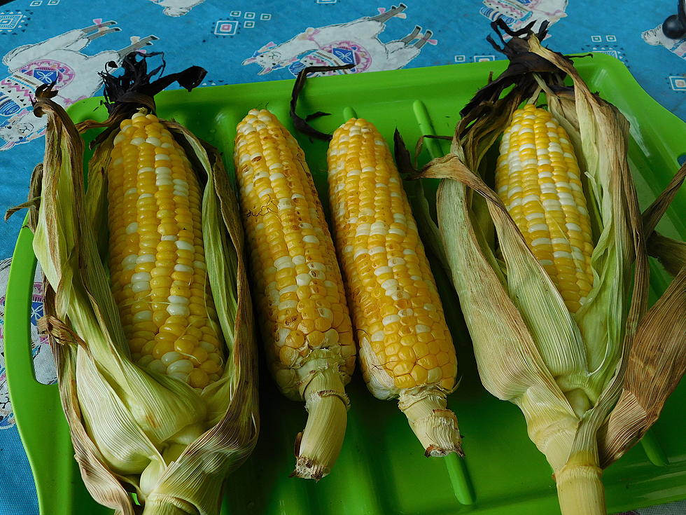 Photo Foodie Friday Grilled Corn and Clams Instruction