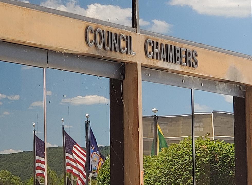 Former Deputy Mayor Calls for City Councilmember&#8217;s Resignation