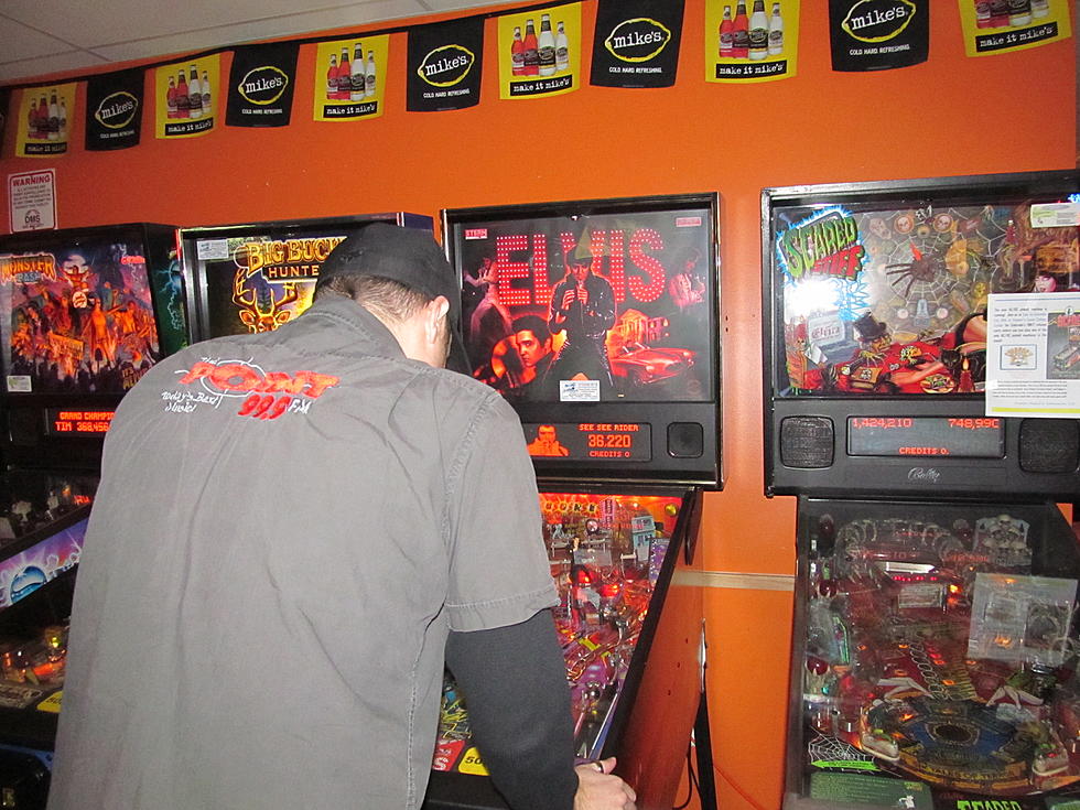 Chipper’s Lanes is Your Pinball Paradise