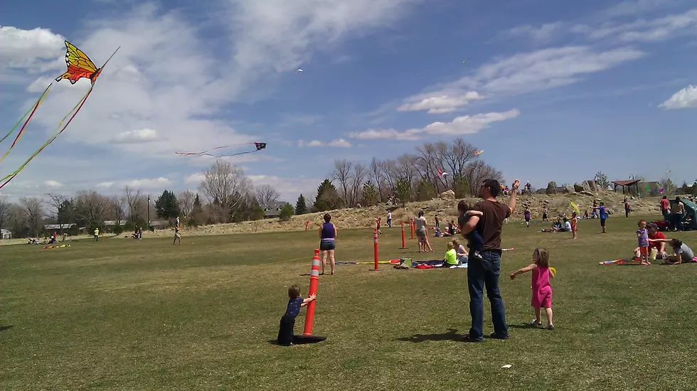 Kites in the Park Kite Festival April 27th, 2014 [Video]