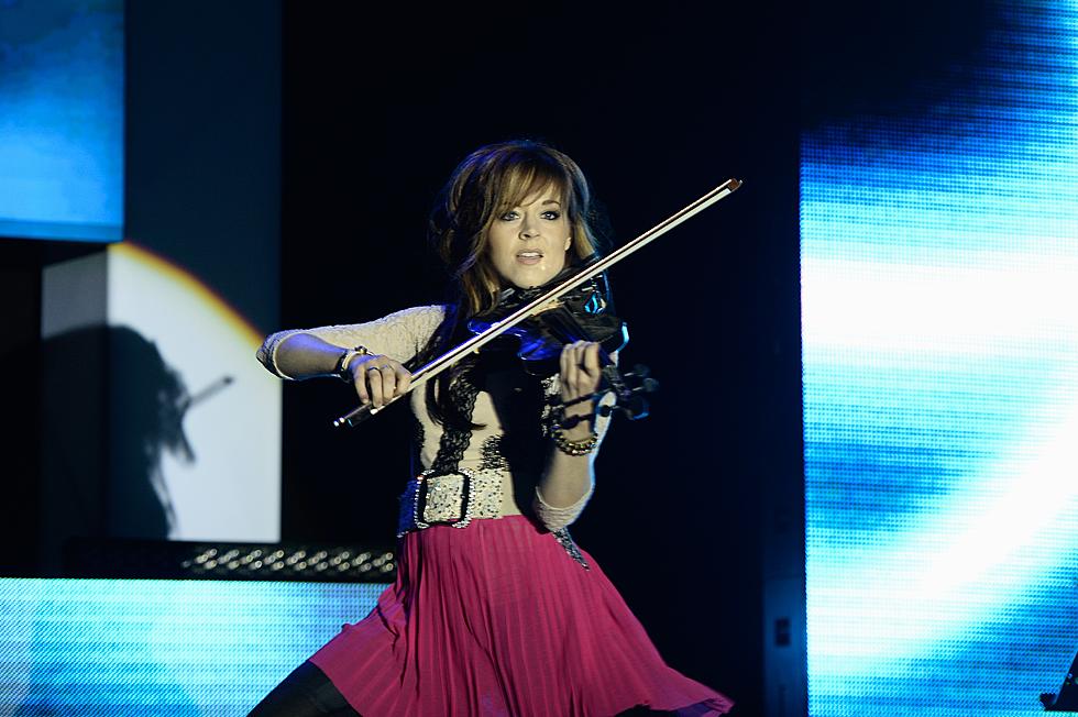 Check Out the Lindsey Stirling Mashup Video From Jingle Jam 2014