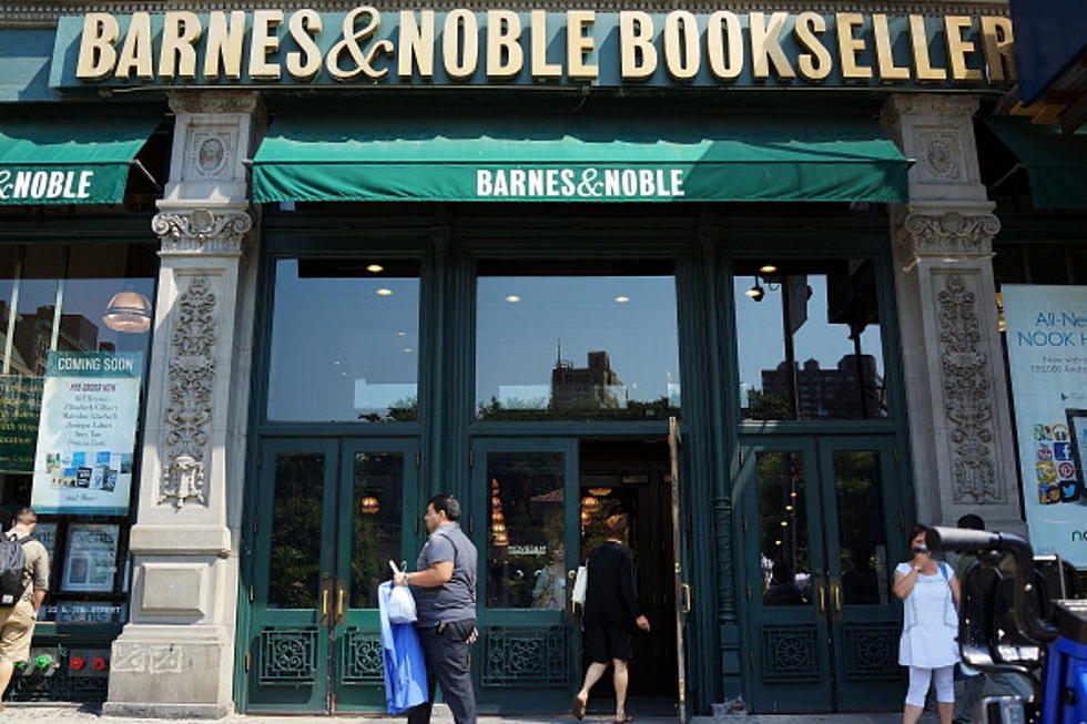 Barnes &#038; Noble May Add Alcohol to Stores