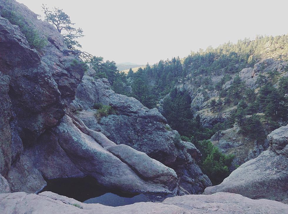 Hiking Horsetooth Falls – Mollie’s Review