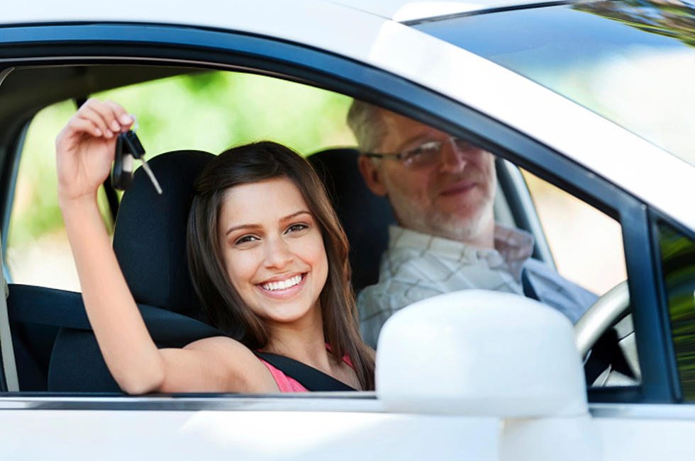 Who’s a Better Driver – Men or Women? [POLL]