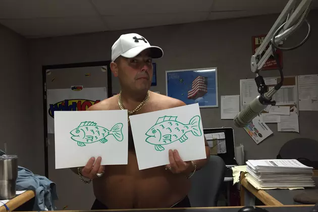 The New Photo Trend Is The &#8220;Fish Bra&#8221;?