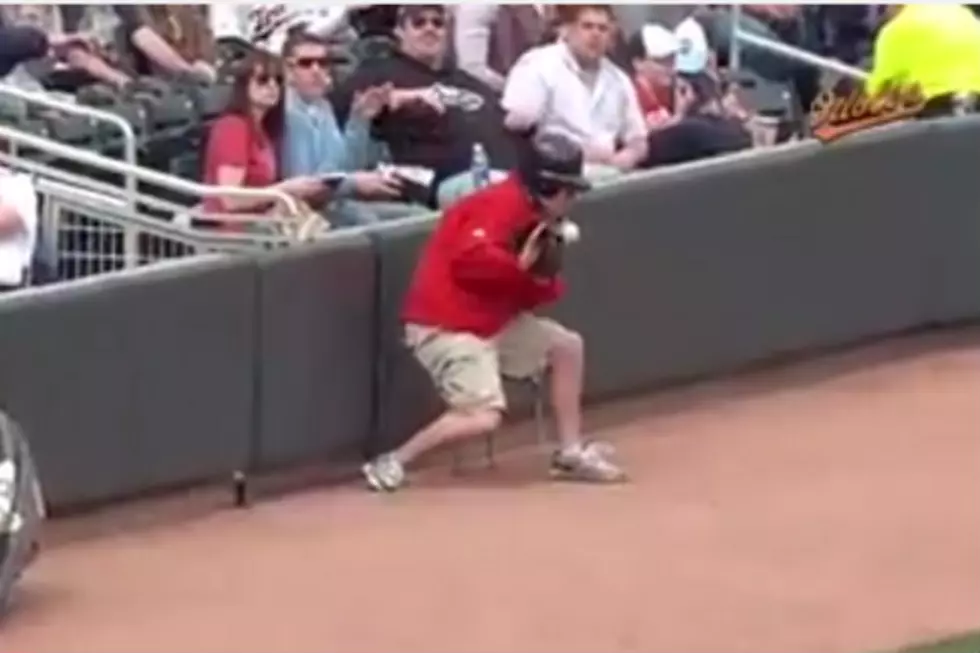 Minnesota Twins Ball Boy Takes Foul Ball to the Face [VIDEO]