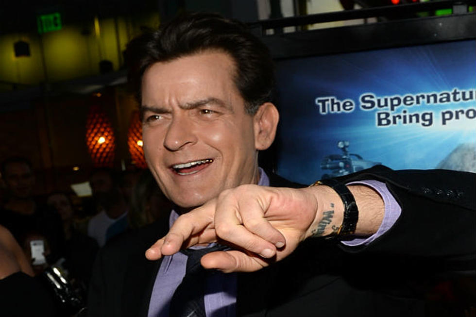 Intoxicated Charlie Sheen Meets Fan in Taco Bell Drive-Thru [NSFW VIDEO]