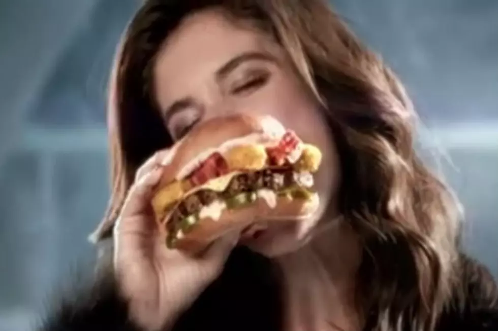 Hardee&#8217;s Uses Motley Crue Song to Sell Thickburger El Diablo [VIDEO]