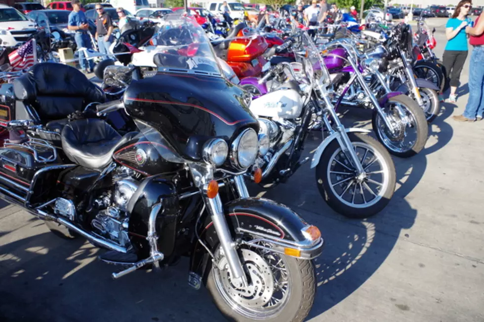 Another Wednesday, Another Huge Bike Night at Sickies Garage [PHOTOS]