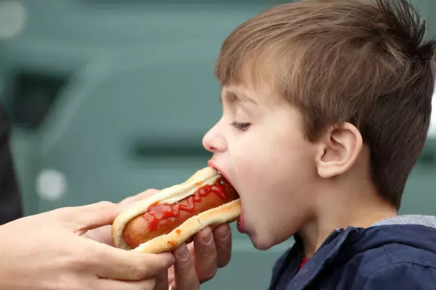 The Internet Wants to Know &#8216;Is a Hot Dog a Sandwich?&#8217; [POLL]