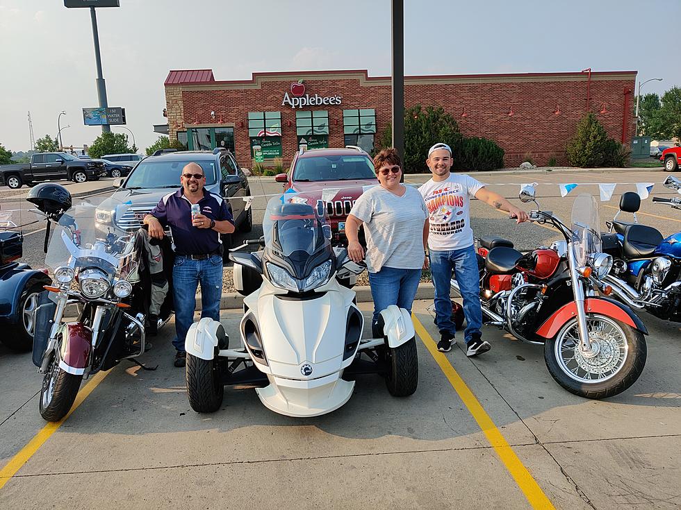BIKE NIGHT 2021 - The Family That Rides Together Ends Up At Sicki