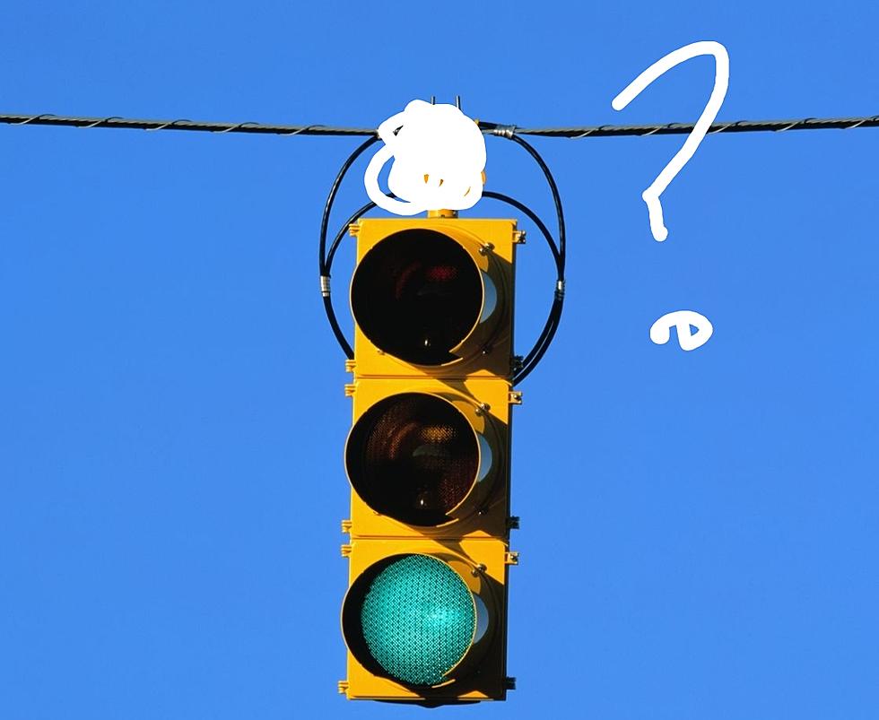 Will BisMan ADD An Extra Light To Traffic Signal?