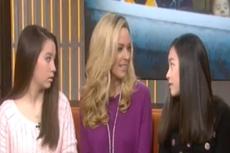 Kate Gosselin Shoves Twin Girls in Spotlight, Gets Awkward Silence in Return [VIDEO]