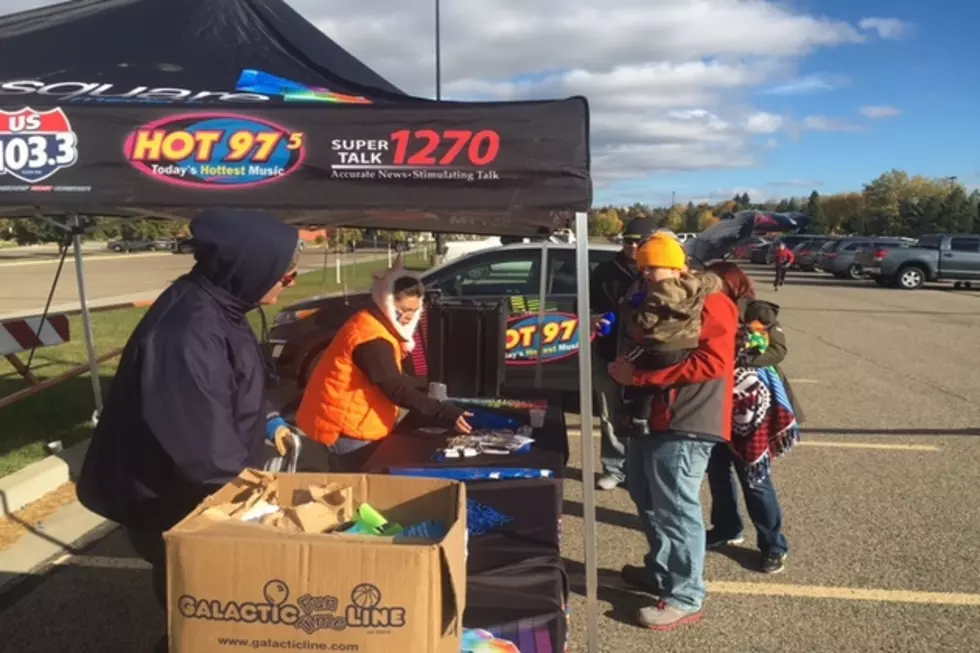 Cold Weather Didn’t Stop Bismarck St. Mary’s from Tailgating with Football Frenzy