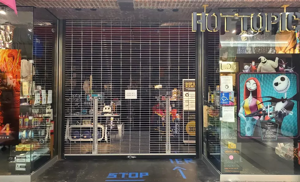 Why Is Bismarck&#8217;s Hot Topic Closed Until Further Notice?