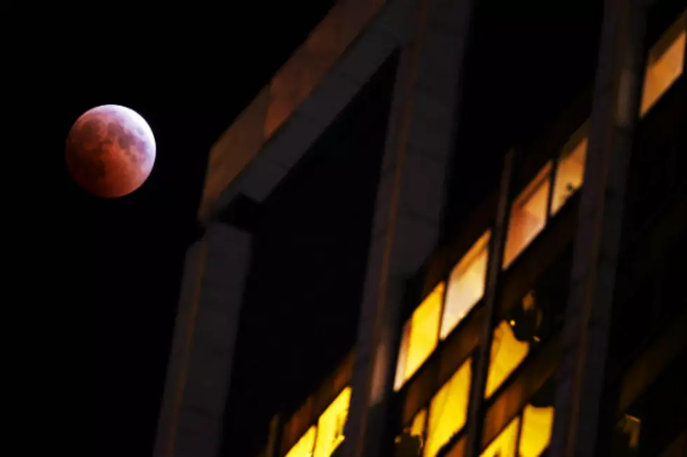 Tonight in Bismarck, The Best Time to See the Blood Moon