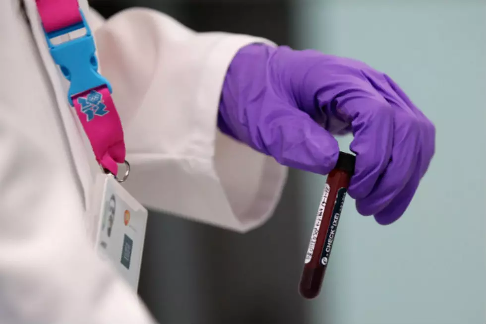 Ebola Survivor Gives Blood for Infected Nurse