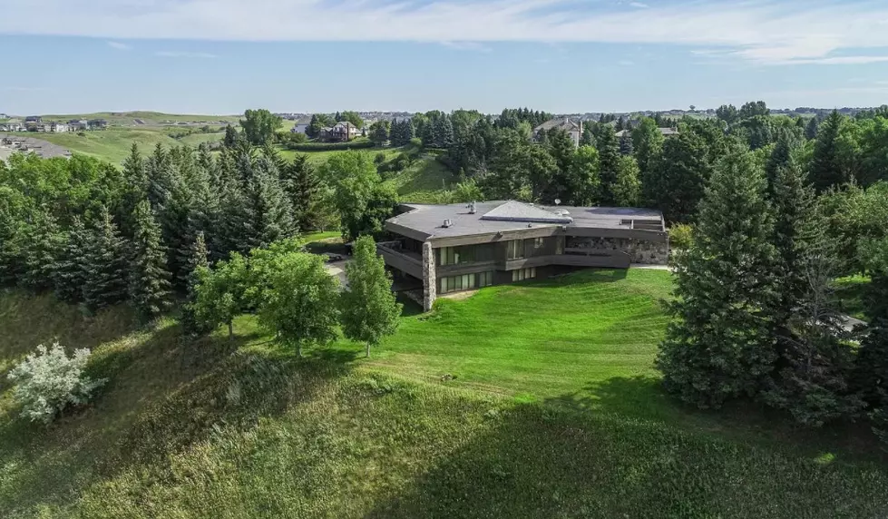Want A Home With The Biggest Backyard In Bismarck?  (GALLERY-PHOT