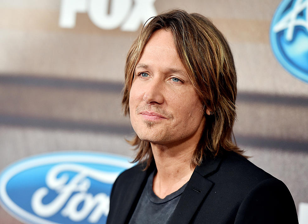 Keith Urban Spotted Playing the Streets of Denver