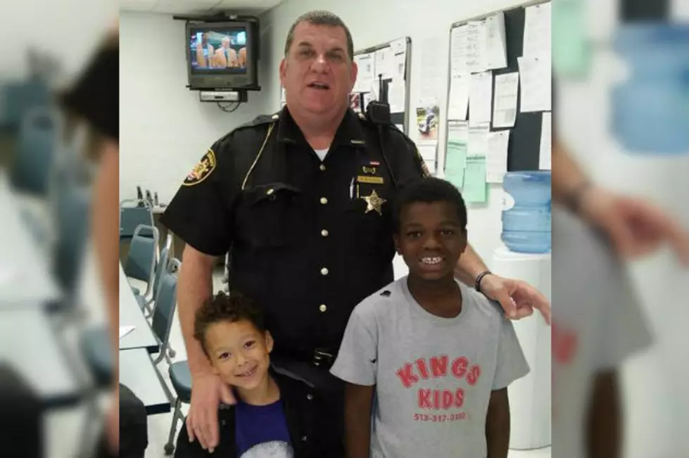 Kudos to Sheriff&#8217;s Deputy Who Saves the Day for Homeless Mother and Kids