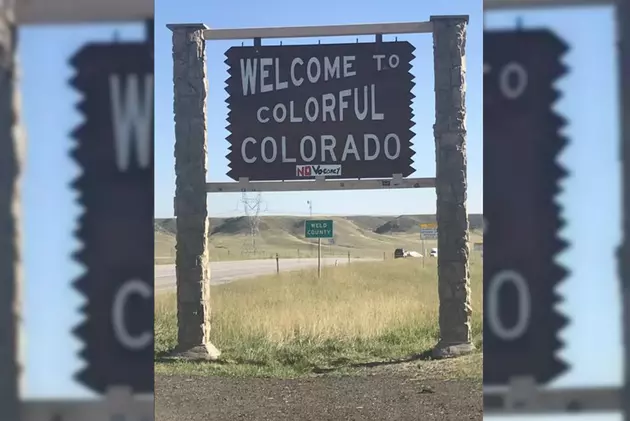 Colorado Sign Near Wyoming Border Reads &#8216;No Vacancy&#8217;