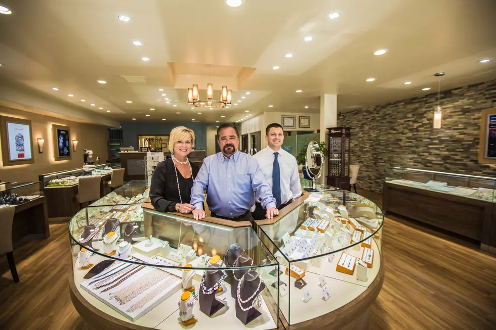 5 Reasons We Love Shopping at Mesa Jewelers