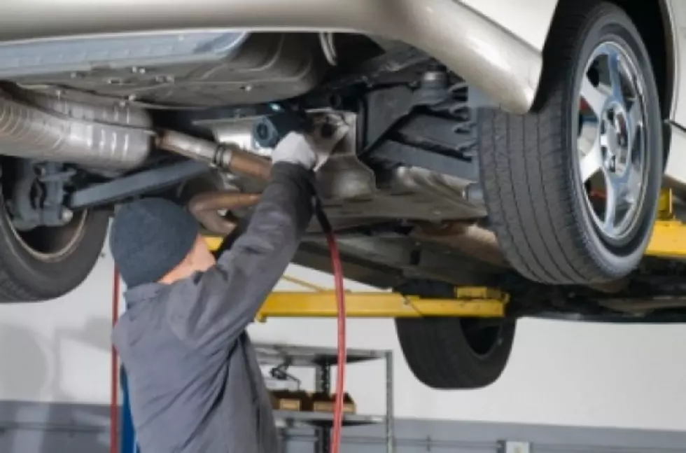 Local DJ Gets Car Maintainence Advice from His Teenage Daughter — Extremely Easy Tips