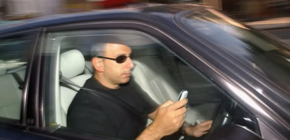 Unbelievable! Driver Stopped For Driving With His Knees and Texting On Two Phones &#8211; Plus Drugs