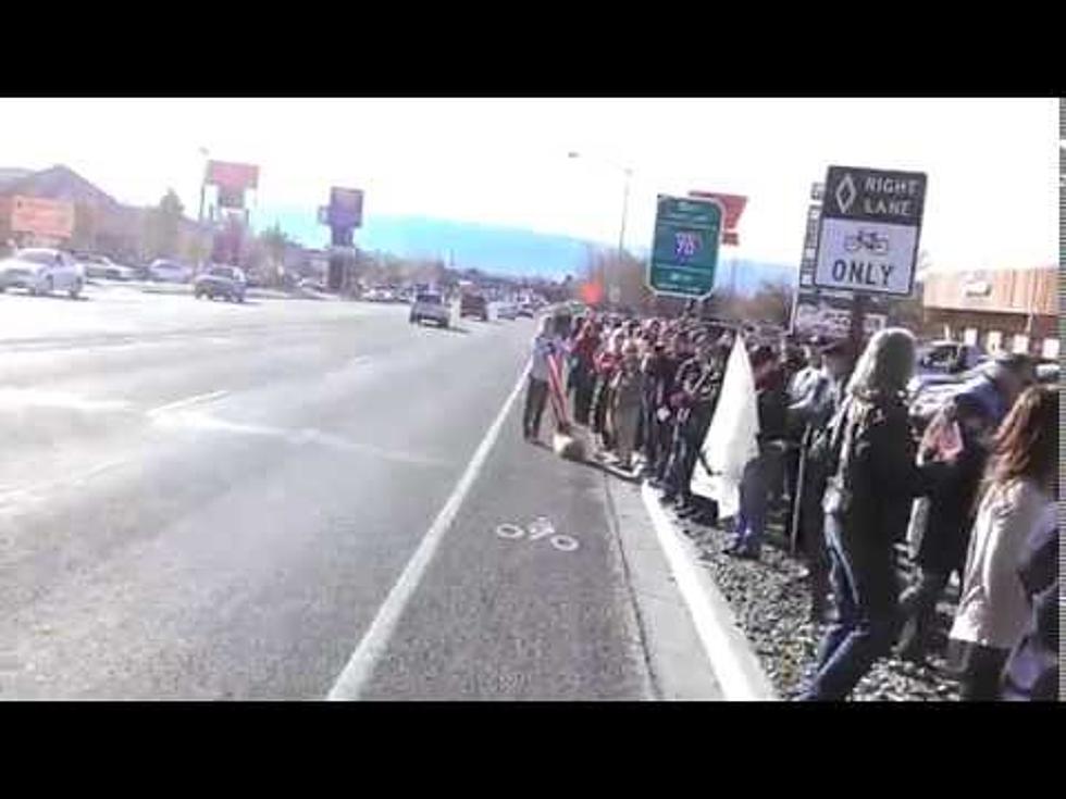 Grand Junction Residents Show Their Support for Fallen Soldier [VIDEO]