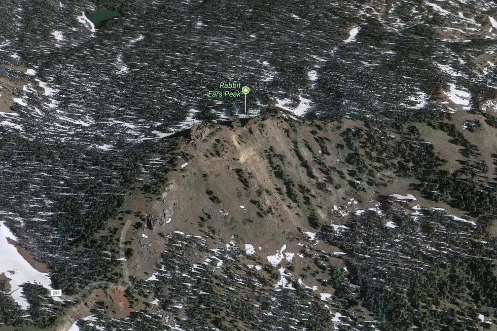 Colorado&#8217;s Rabbit Ears Peak Lost an Ear Over Winter