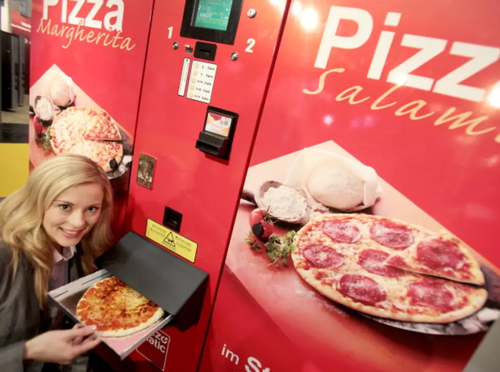Vending Machine That Makes Pizza in Under Three Minutes