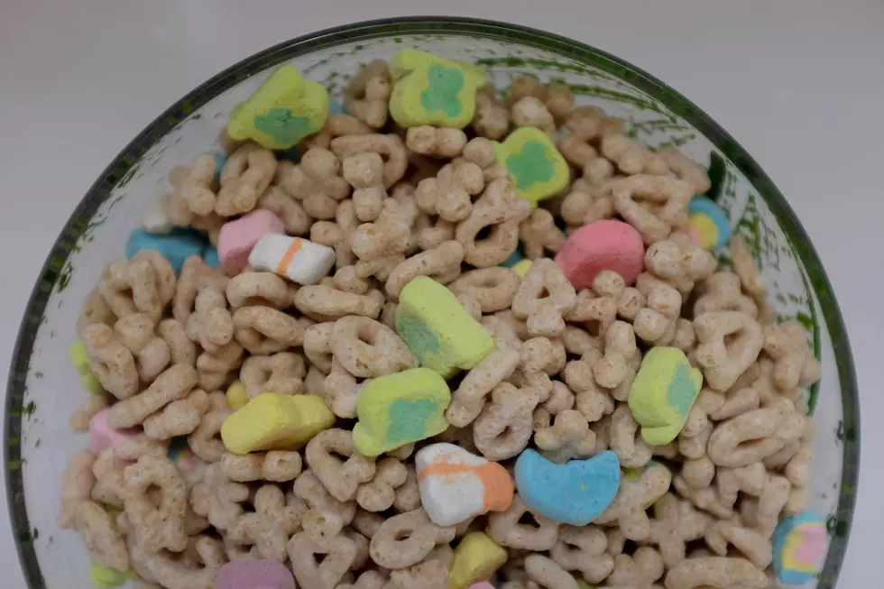 Lucky Charms and Biz Markie Rock “Marshmallow Only” [VIDEO]