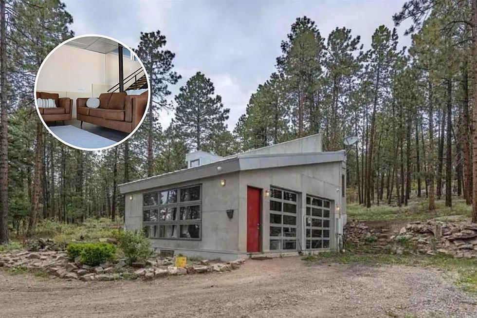 Modern Concrete Colorado Home in is the Ultimate Place For Peace + Quiet