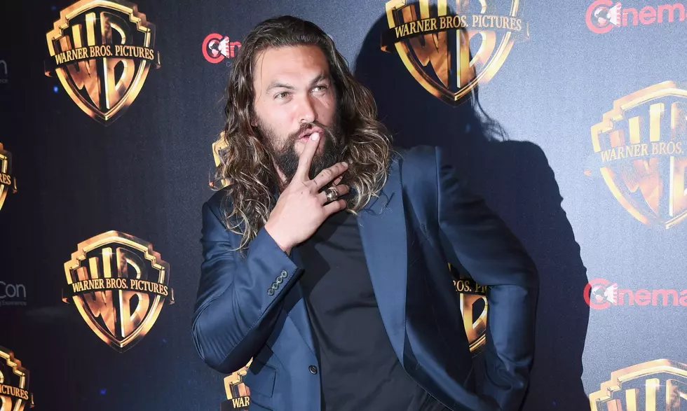 Woman&#8217;s Denver Comic Con Pic With Jason Momoa Goes Hilariously Viral