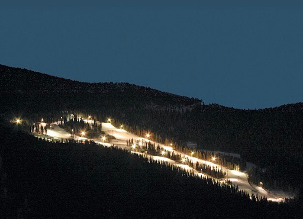 Here&#8217;s Where You Can Go Night Tubing in Colorado