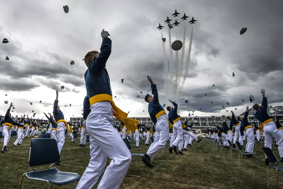 USAF Thunderbirds Thank Colorado&#8217;s Frontline Heroes: 10 Stunning Photos