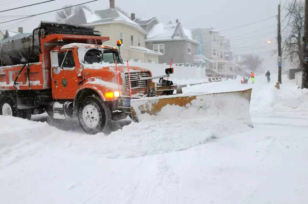 Hilarious Snow Plow Fail of the Week